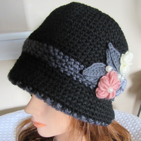 Knit Hat - Felt Lining - Picture 3 of 11